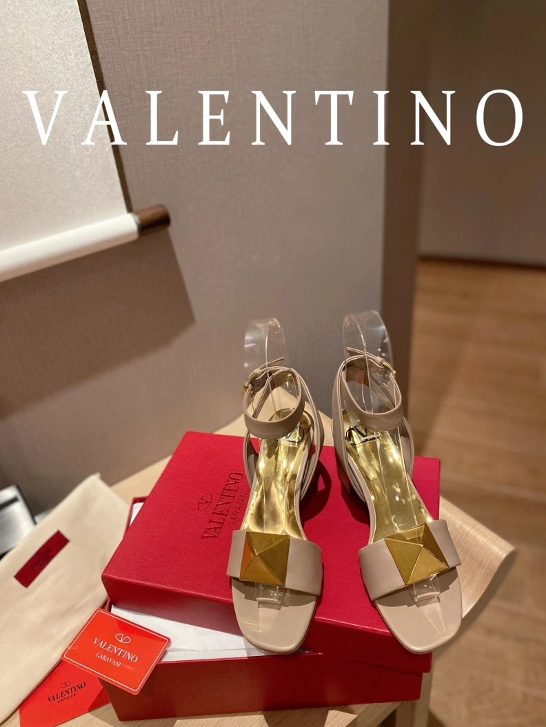 Cozy Vxlxntino High Heels 230556