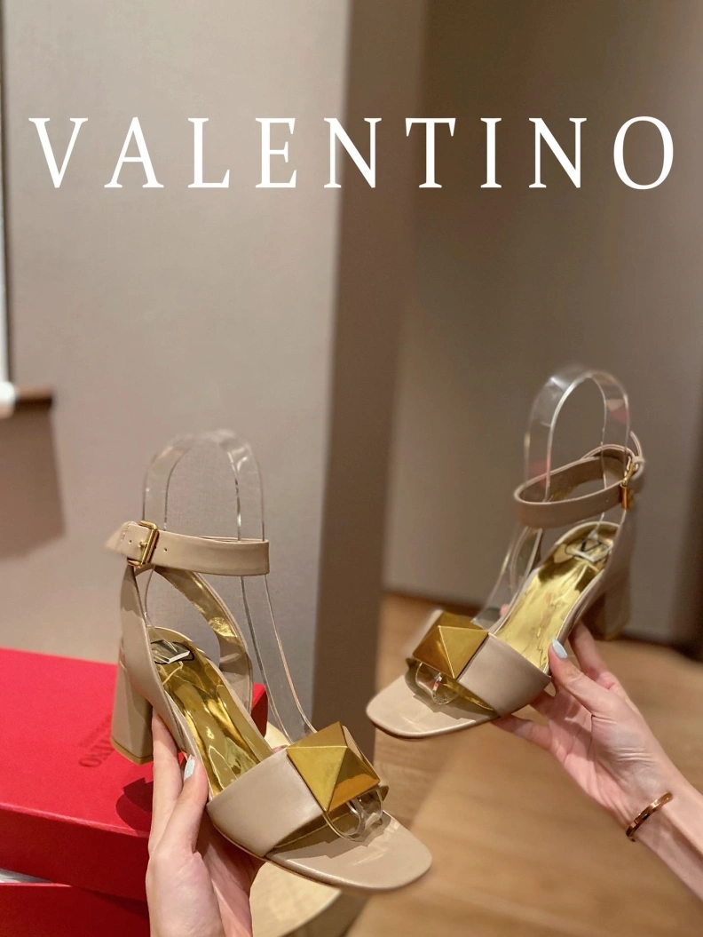 Cozy Vxlxntino High Heels 230556