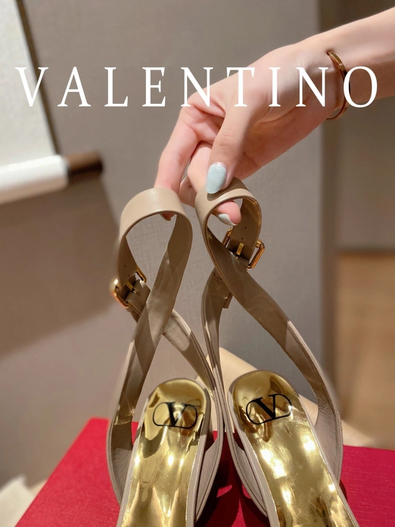 Cozy Vxlxntino High Heels 230556