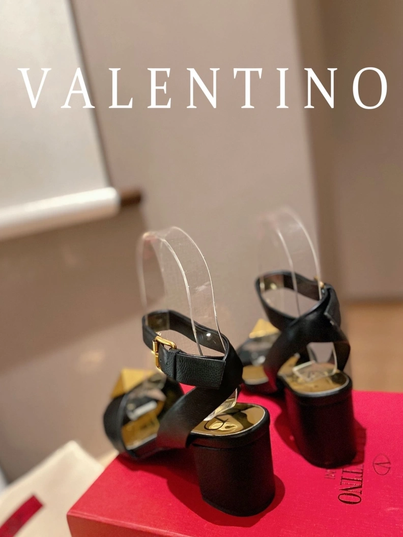 Efficient Vxlxntino High Heels 230554