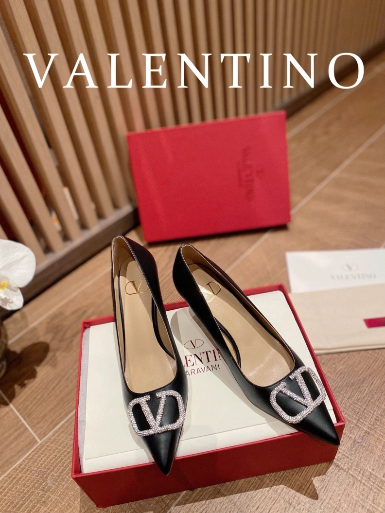 AllSeason Vxlxntino High Heels 230559
