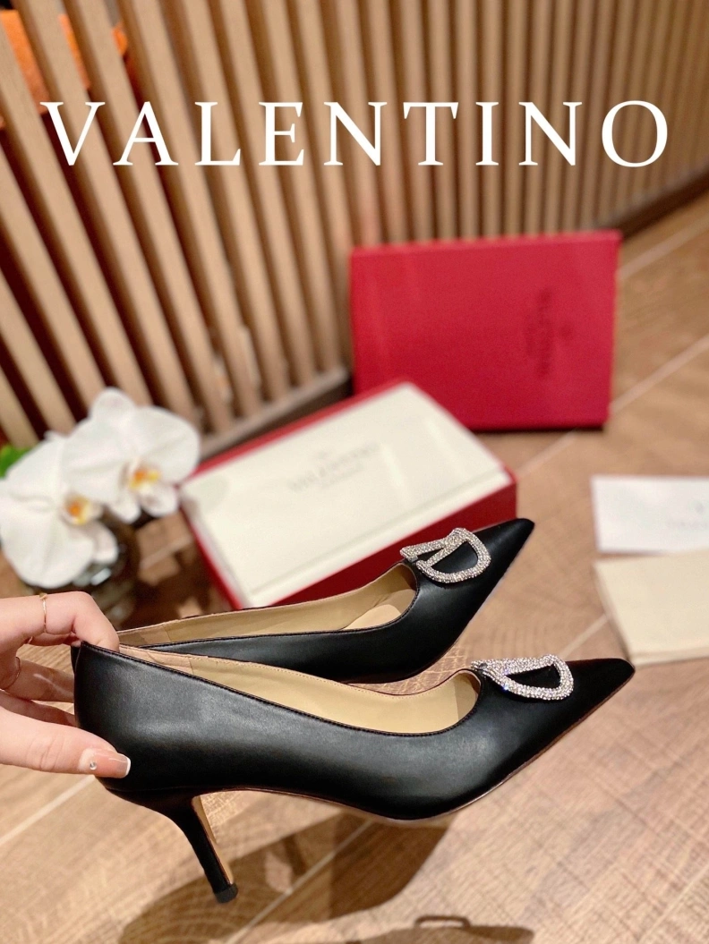 AllSeason Vxlxntino High Heels 230559