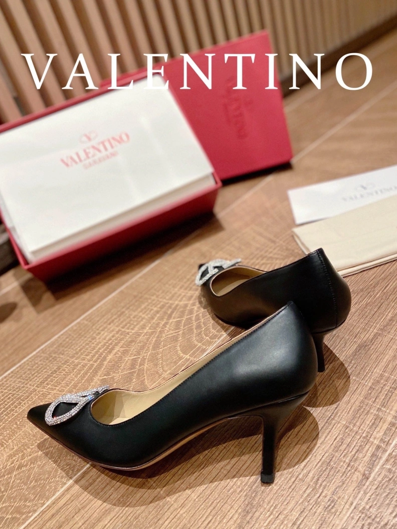 AllSeason Vxlxntino High Heels 230559