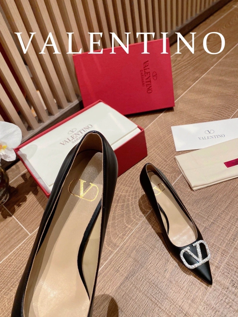 AllSeason Vxlxntino High Heels 230559