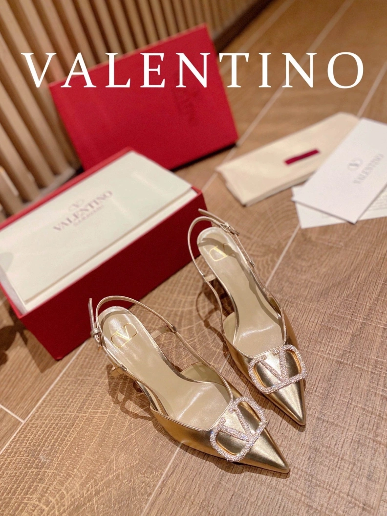 Trendy Vxlxntino High Heels 230518