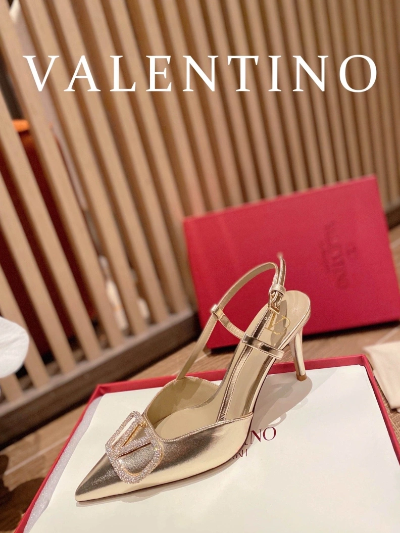 Trendy Vxlxntino High Heels 230518