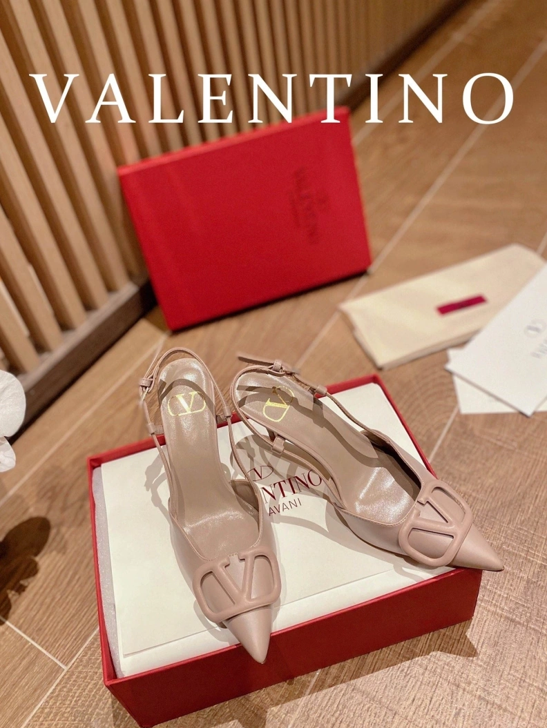 WellDesigned Vxlxntino High Heels 230506