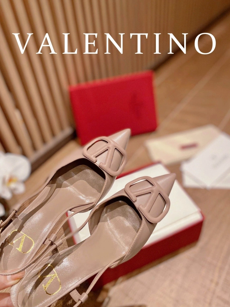 WellDesigned Vxlxntino High Heels 230506