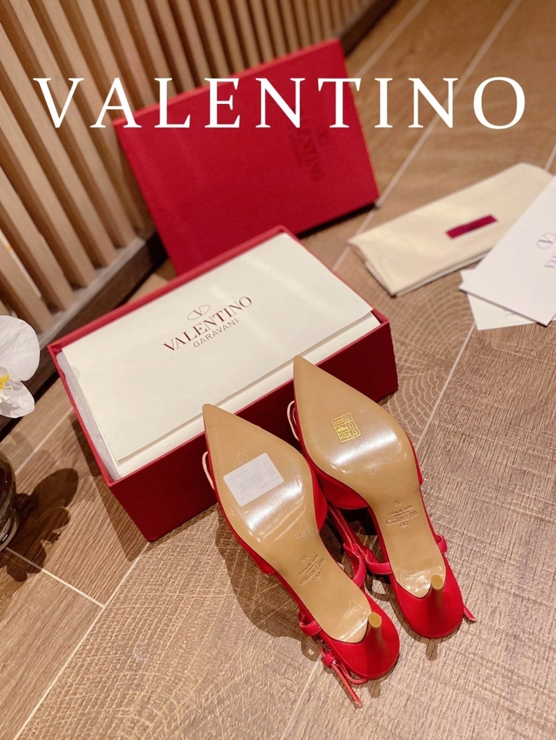 Trendy Vxlxntino High Heels 230505