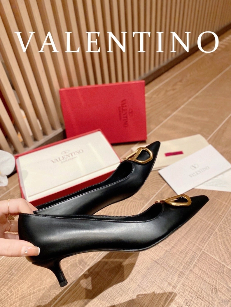 Fashionable Vxlxntino High Heels 230498