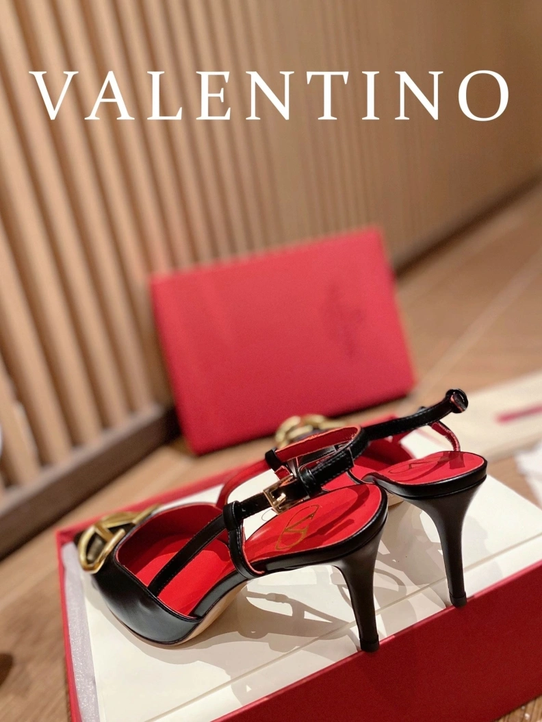 Comfortable Vxlxntino High Heels 230499