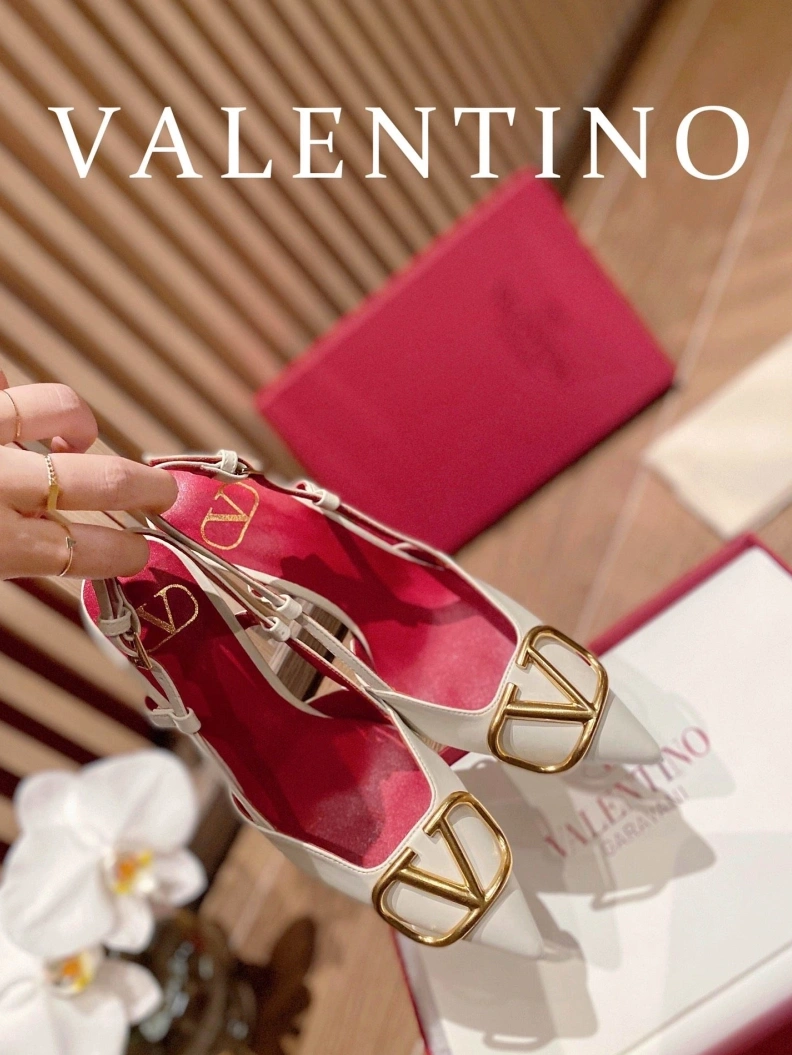 GoAnywhere Vxlxntino High Heels 230491