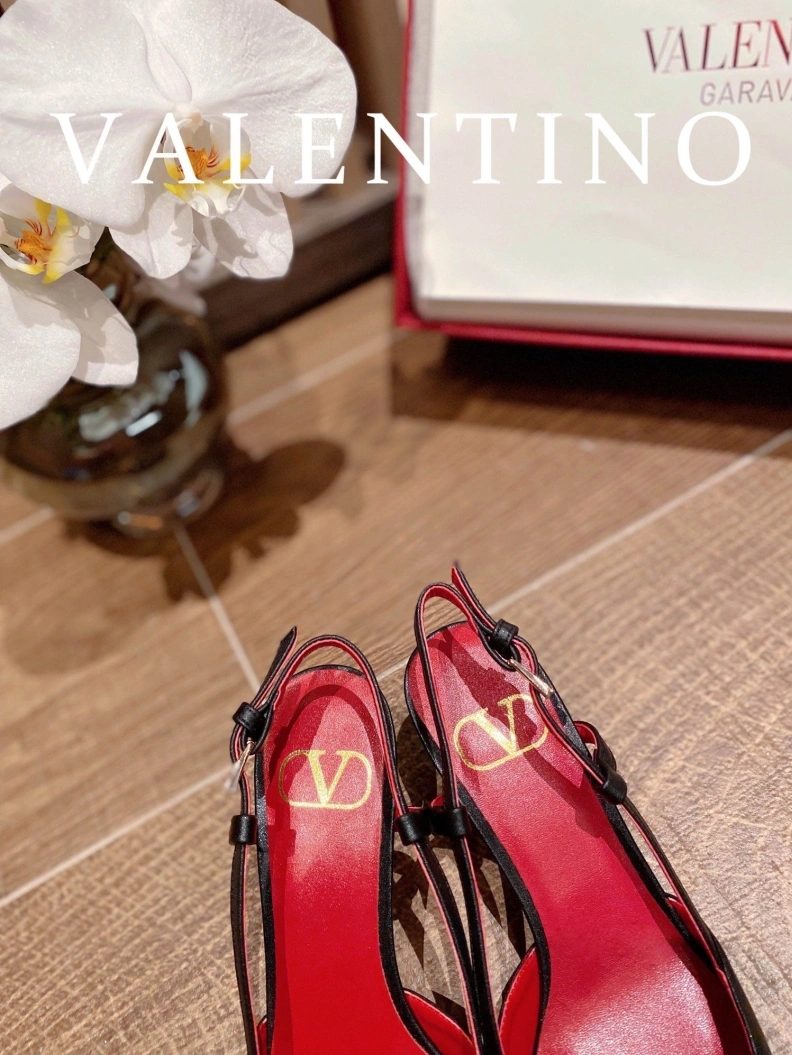 Trendsetting Vxlxntino High Heels 230494