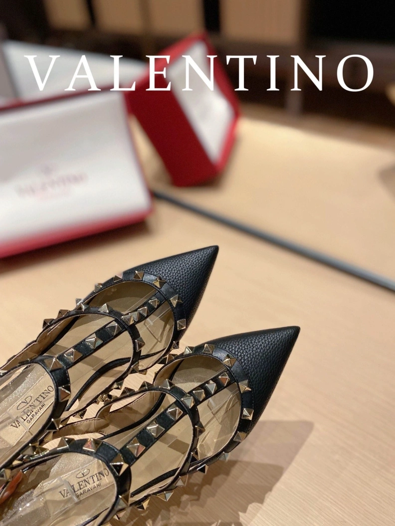 NewStyle Vxlxntino Sandals 230304