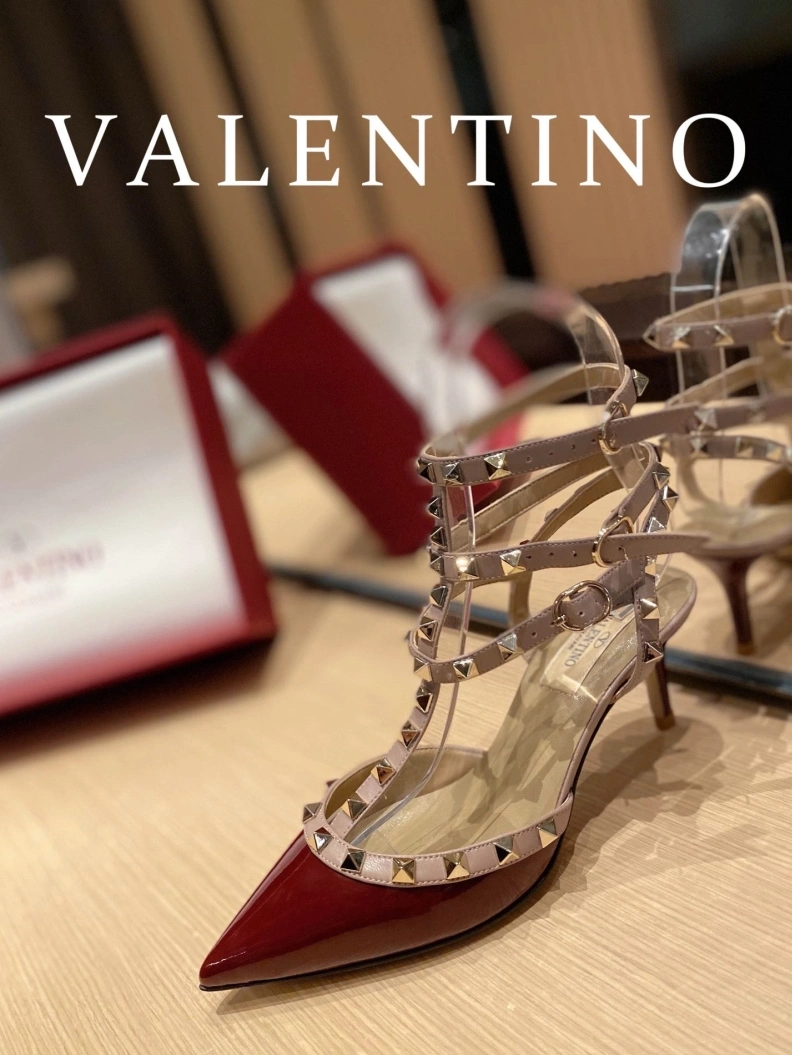 Cozy Vxlxntino Sandals 230294