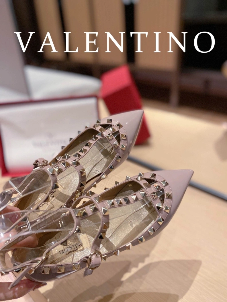 Comfortable Vxlxntino Sandals 230284