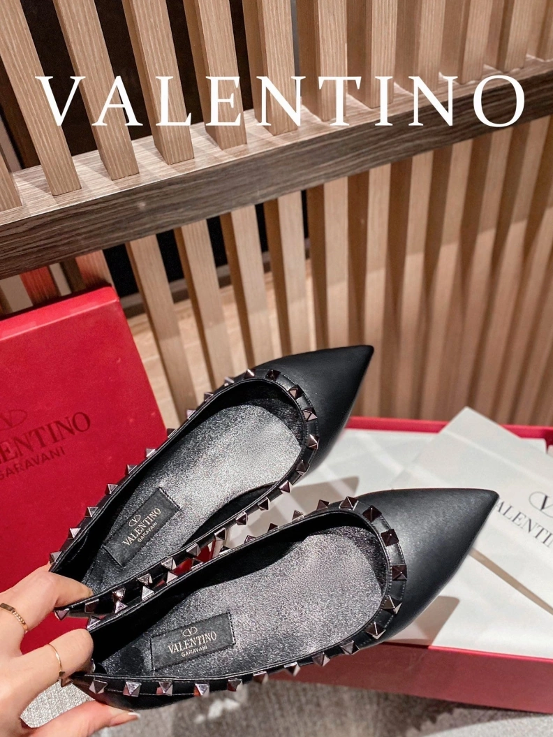Durable Vxlxntino flat shoes 230572