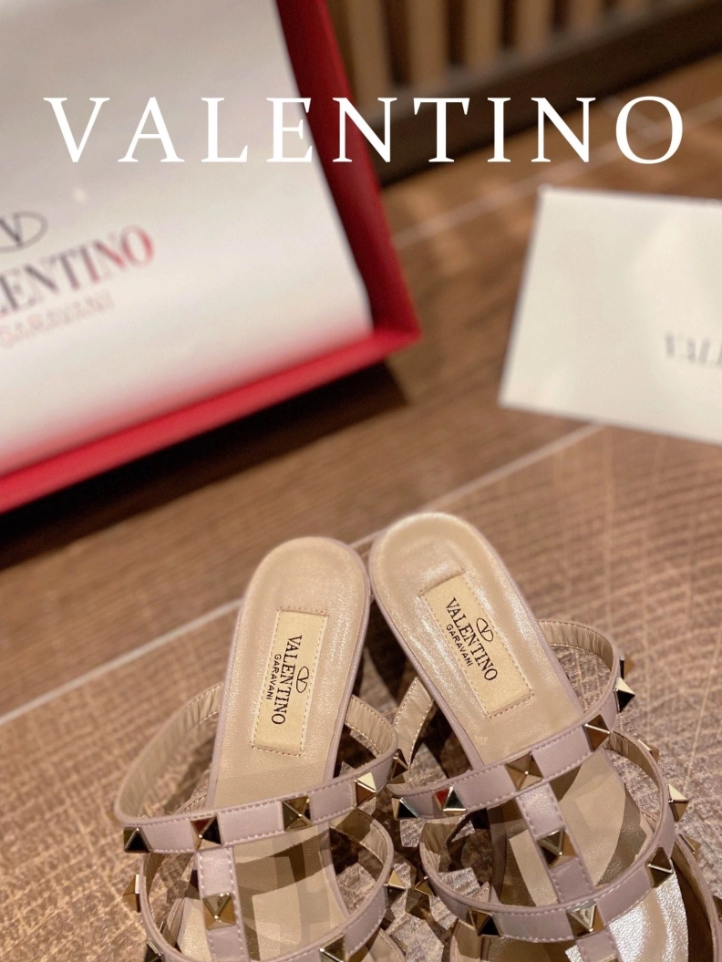 Elegant Vxlxntino Sandals 230261