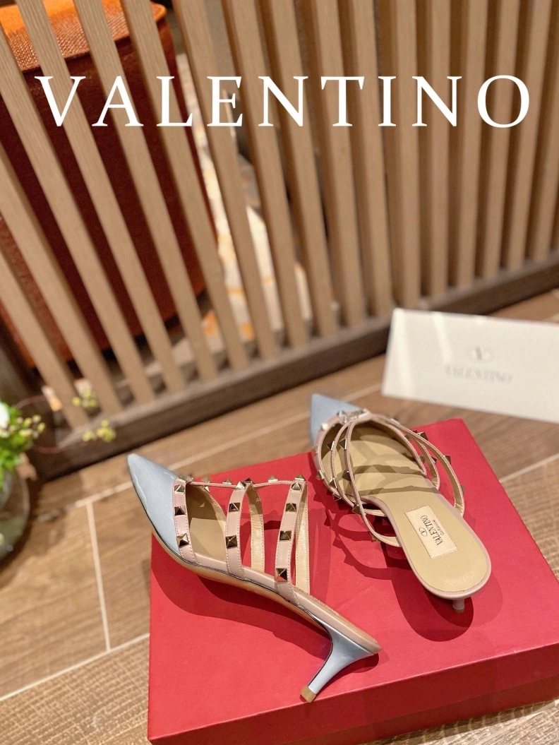 Cozy Vxlxntino Sandals 230254