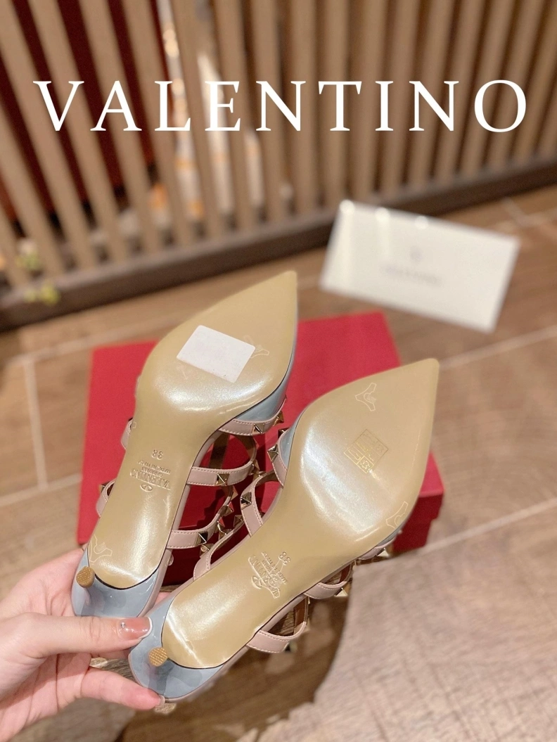 Cozy Vxlxntino Sandals 230254