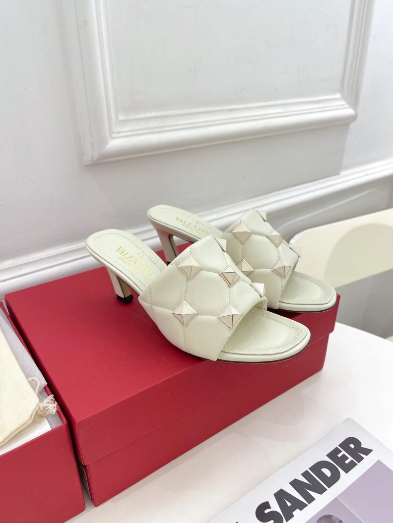 Trendy Vxlxntino Slippers 230238