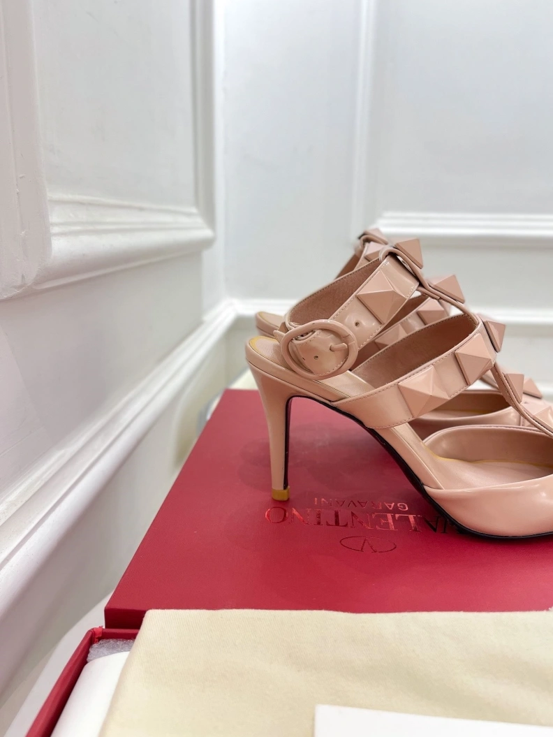 Classic Vxlxntino High Heels 230475