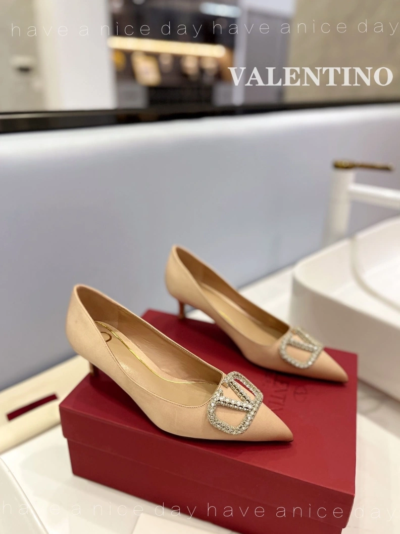 Comfortable Vxlxntino High Heels 230453