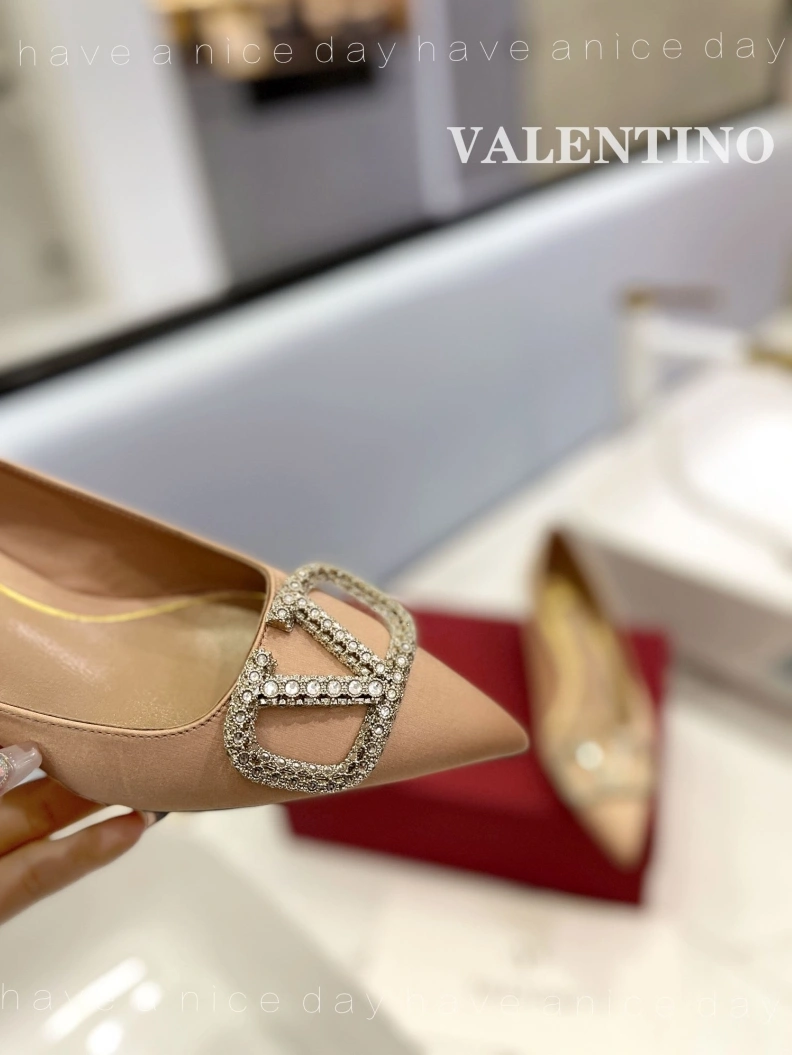 Comfortable Vxlxntino High Heels 230453