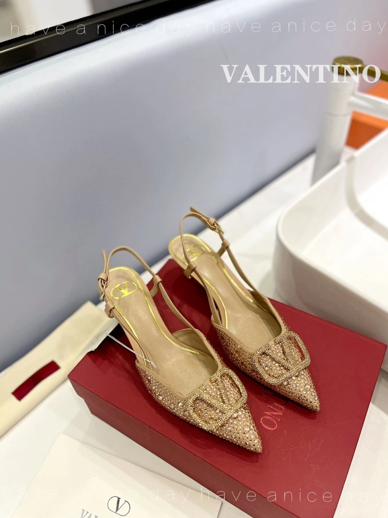 Vibrant Vxlxntino Sandals 230251