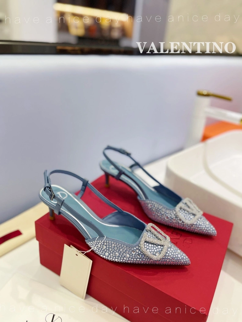 Sophisticated Vxlxntino Sandals 230317