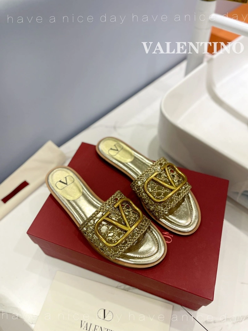 NewStyle Vxlxntino Slippers 230224