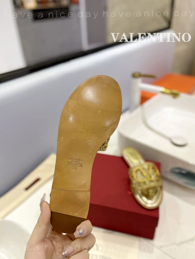 NewStyle Vxlxntino Slippers 230224