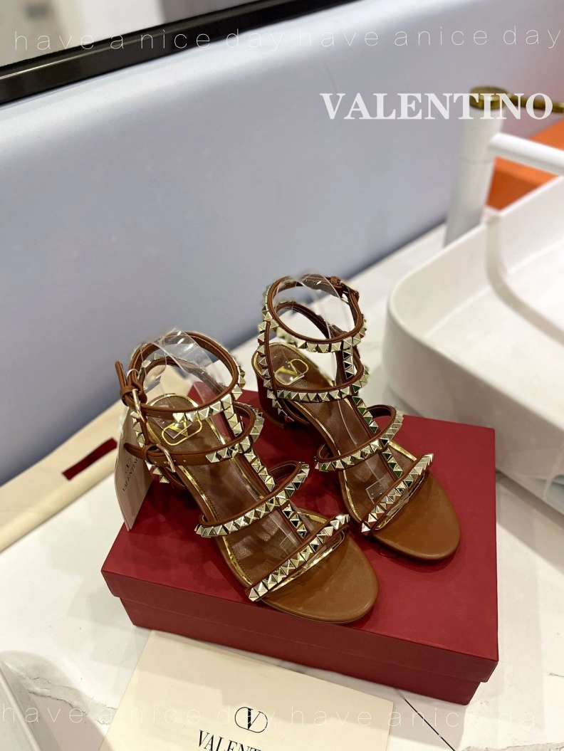 GoAnywhere Vxlxntino High Heels 230436