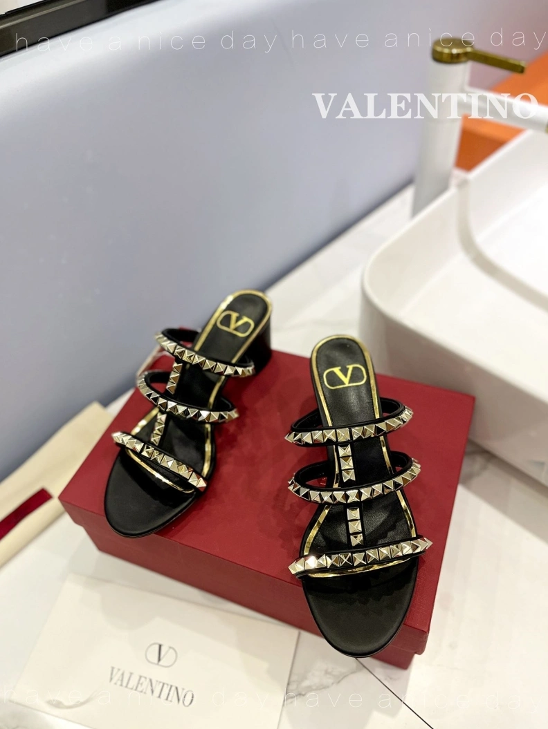 NewStyle Vxlxntino High Heels 230425