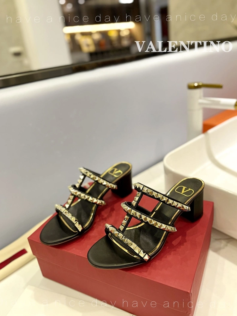 NewStyle Vxlxntino High Heels 230425
