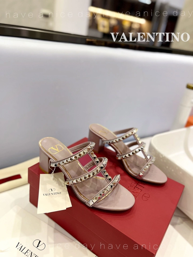 Sophisticated Vxlxntino High Heels 230428