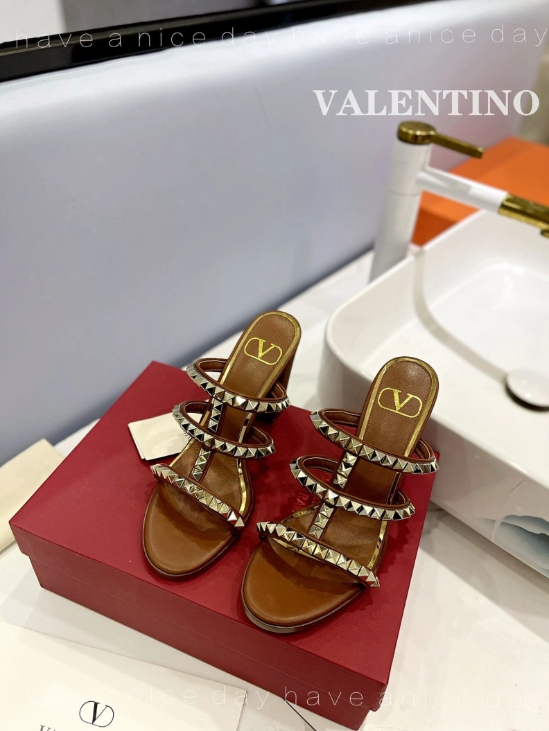 Trendsetting Vxlxntino High Heels 230417