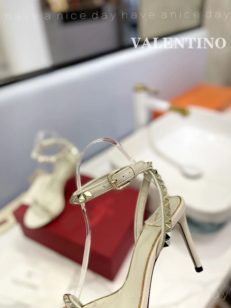 Sleek Vxlxntino High Heels 230419
