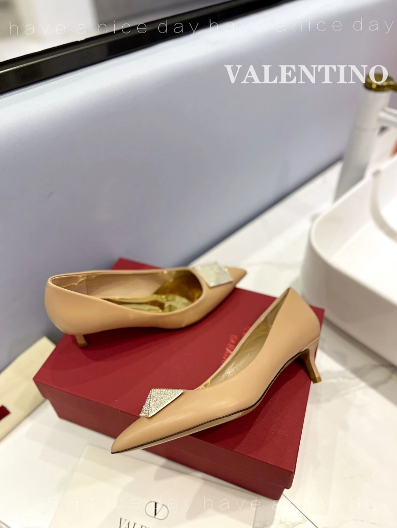 Cozy Vxlxntino High Heels 230412