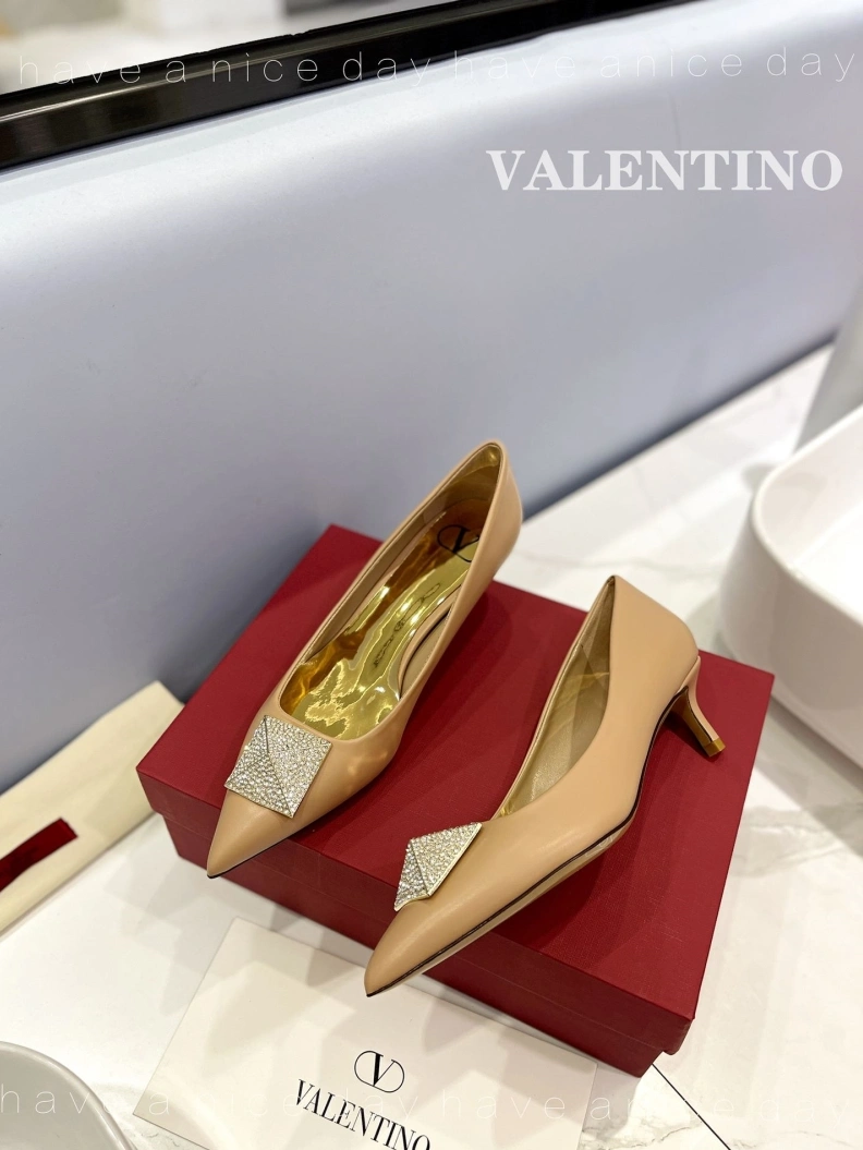 Cozy Vxlxntino High Heels 230412