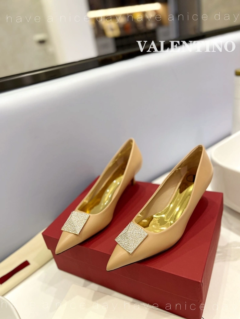 Cozy Vxlxntino High Heels 230412