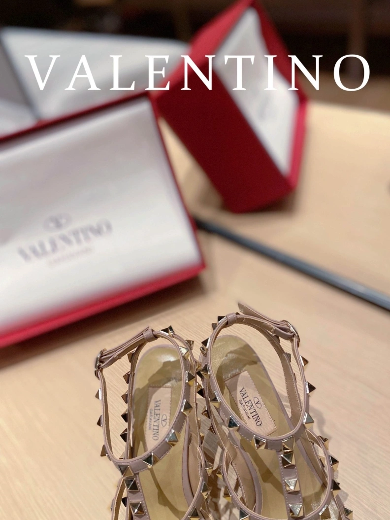 ModernLook Vxlxntino High Heels 230393