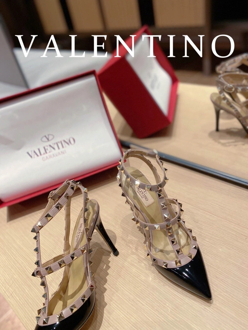ModernLook Vxlxntino High Heels 230393