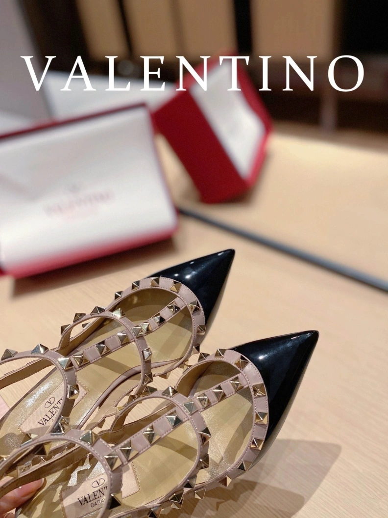 ModernLook Vxlxntino High Heels 230393