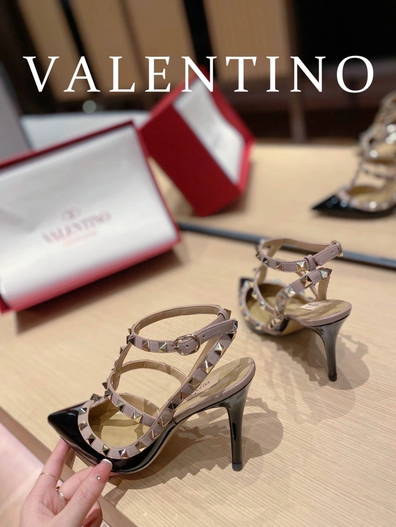 ModernLook Vxlxntino High Heels 230393