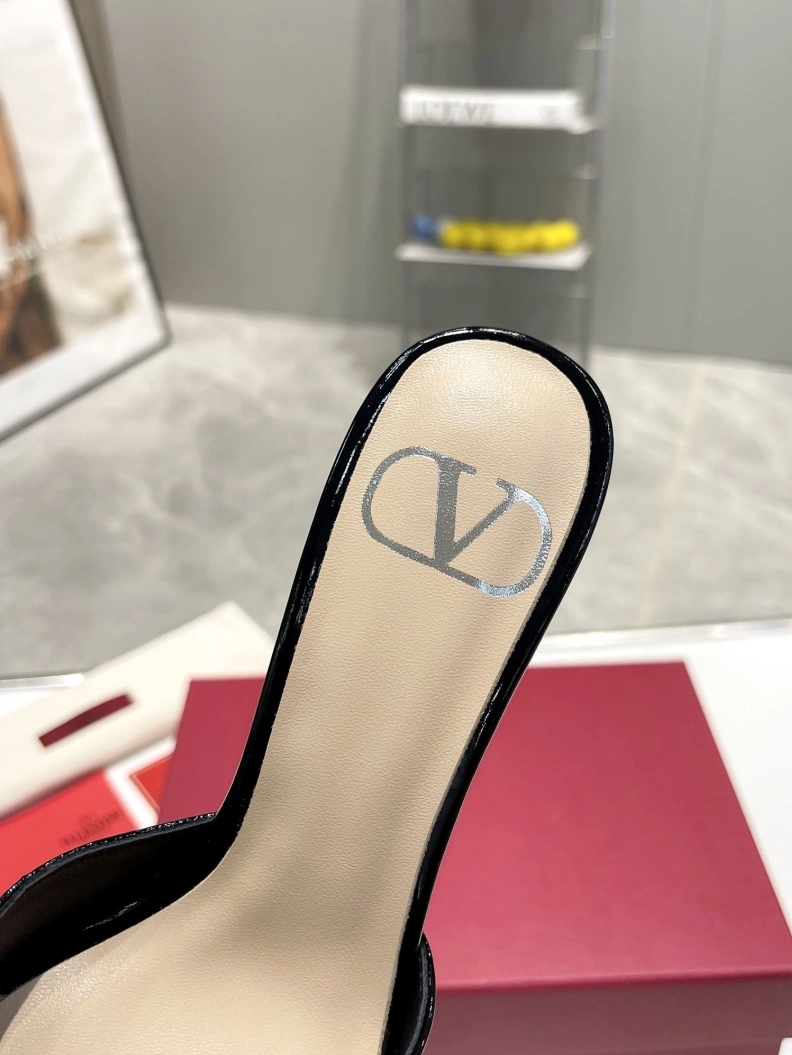 Vxlxntino Slippers Classic 230225