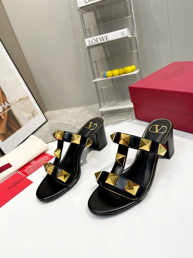 Cozy Vxlxntino Slippers 230217