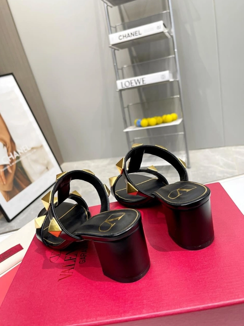 Cozy Vxlxntino Slippers 230217