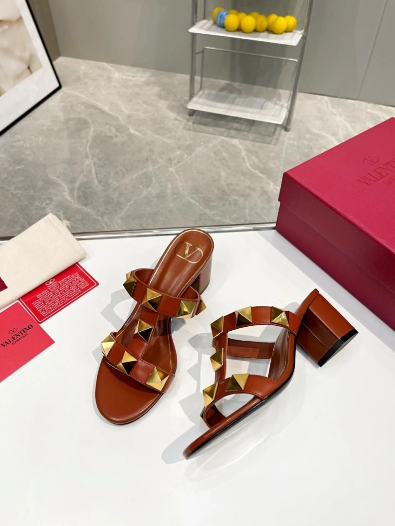 DailyWear Vxlxntino Slippers 230221