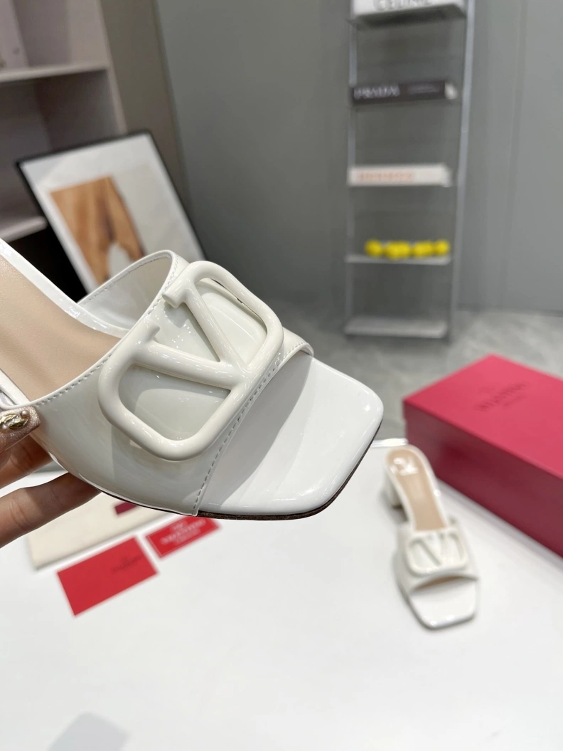 Bright Vxlxntino Slippers 230210